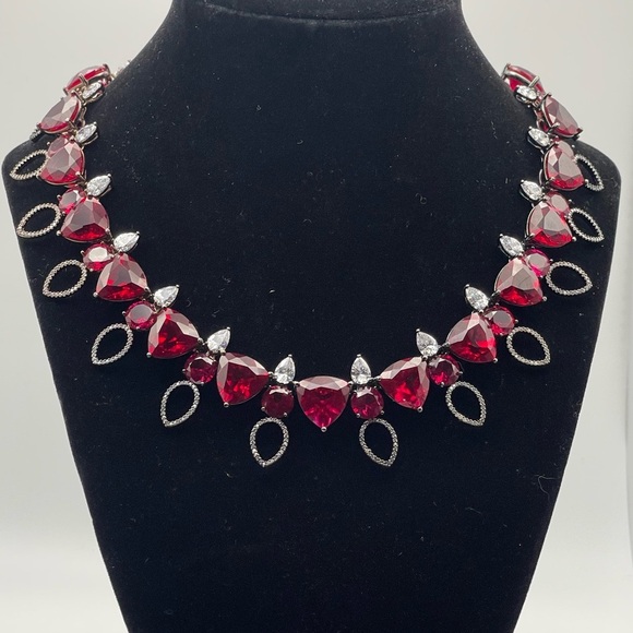 NWOT nOir Red Stone and Black Formal Statement  Necklace - Picture 1 of 7